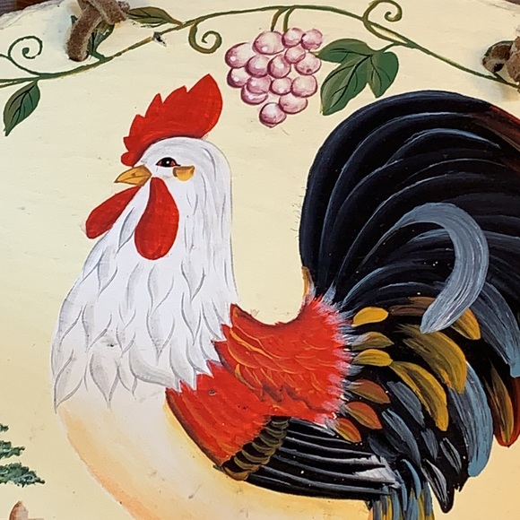 Hand painted Rooster on stone w/leather loop - Picture 2 of 11